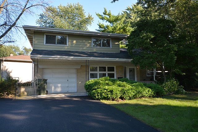 1st image of 350 Elmwood Dr