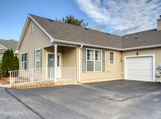 32 Winkle Ct, Whiting, NJ 08759