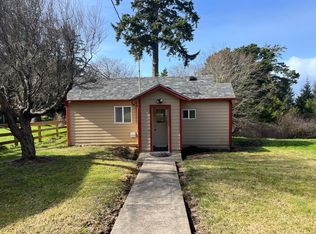 9178 NW Seal Rock St, Seal Rock, OR