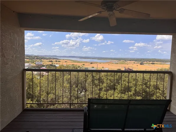 1256 Cougar Dr APT 6, Canyon Lake, TX 78133