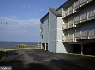 715 Washington Ave APT 13, Colonial Beach, VA 22443