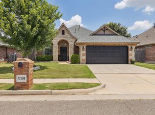 17208 Vitoria Dr, Oklahoma City, OK 73170