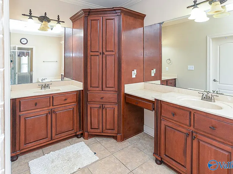 4409 Hampton Ridge Dr SE — Photo 24