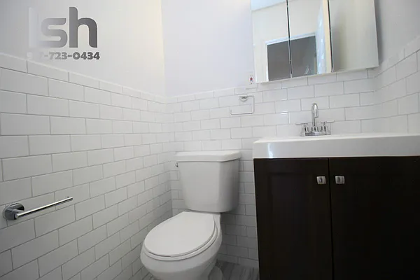 Rented by Area New York | media 10