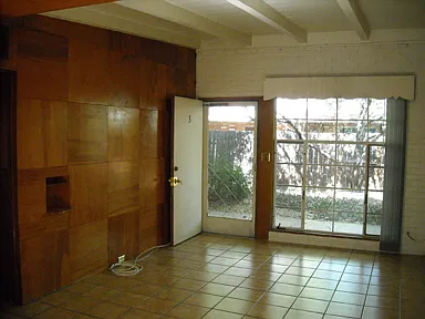 2606 E Linden St — Photo 13