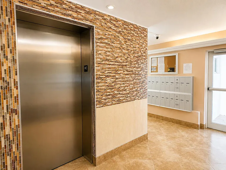 1391 S Ocean Blvd #807 — Photo 30