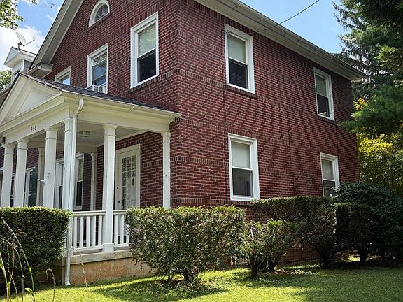 2nd image of 936 Hamilton Pl