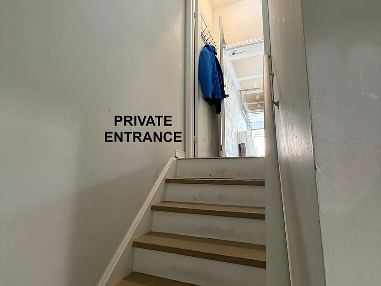 3304 Sunlight St #BASEMENT — Photo 38