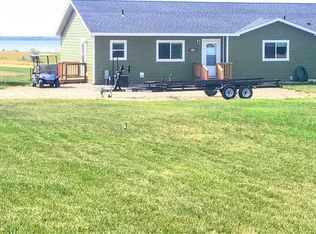 1243 45th Ave NW, Garrison, ND 58540