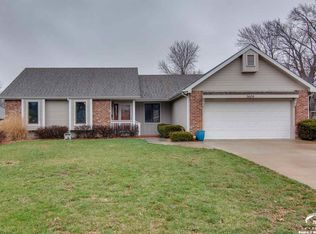 3604 W 10th St, Lawrence, KS 66049