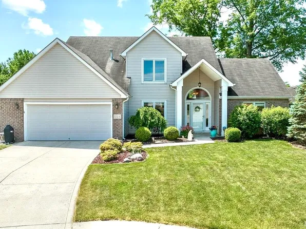 1224 Breaker Bay, Fort Wayne, IN 46845