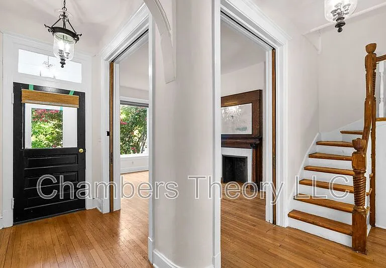 1745 1st St NW — Photo 10