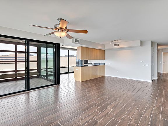 3rd image of 4808 N 24th St Unit 1324