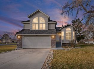 160 Country Club Dr, Stansbury Park, UT 84074