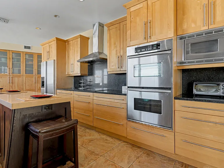 3430 Galt Ocean Dr #1 — Photo 10