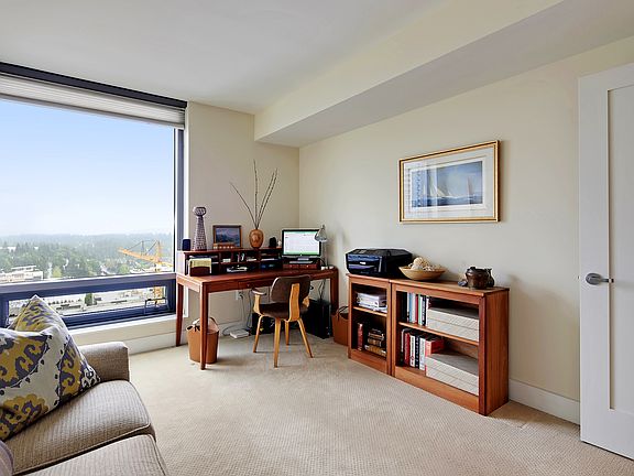 5th image of 650 Bellevue Way NE Unit 2202