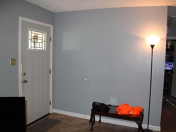 5th image of 314 Hillcrest Dr