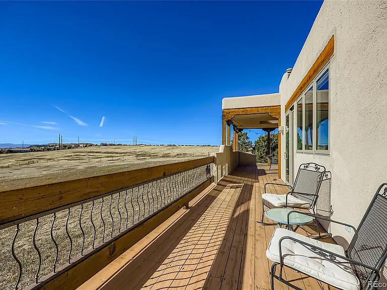 1764 Mesa Ridge Ln — Photo 30