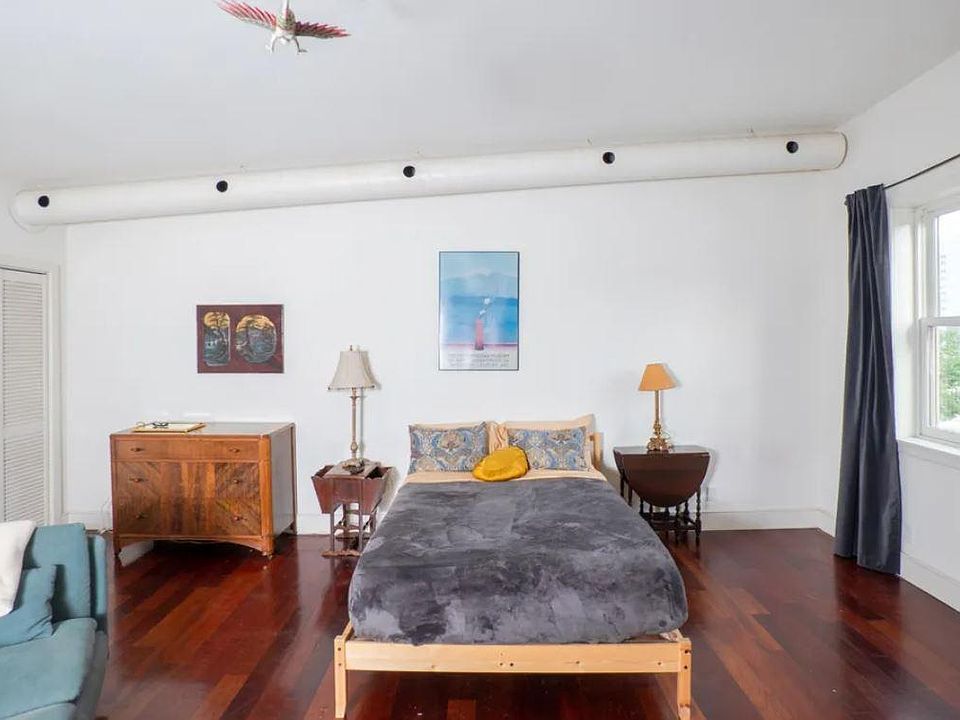 1st image of 3809 Pearl St Floor 3