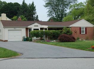 213 Meadia Ave, Lancaster, PA 17602