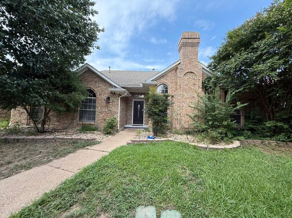 4313 Phyllis Ln