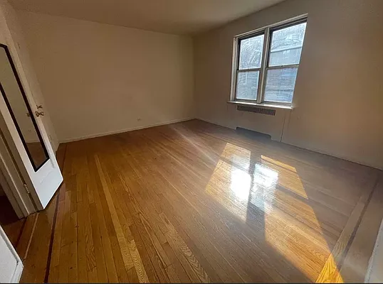 Rented by Queens Apartments Realty LLC | media 6