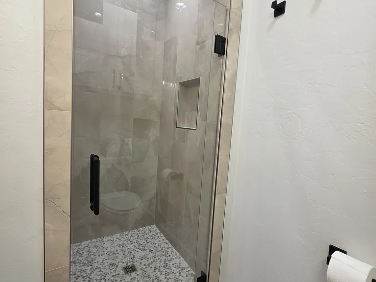 Main Bath shower