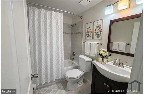 2263 Prince Of Wales Ct Photo 1