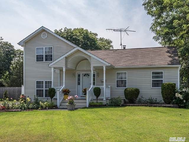 1st image of 133 Noel Dr