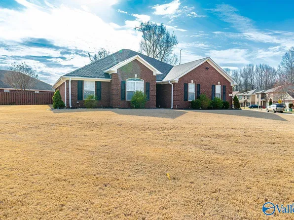 145 Autumn Branch Dr, Madison, AL 35757