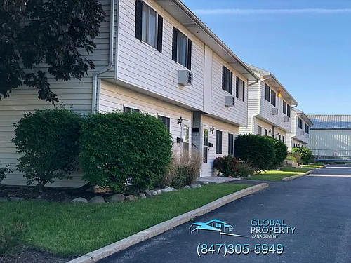 267 E Grand Ave #H Photo 1