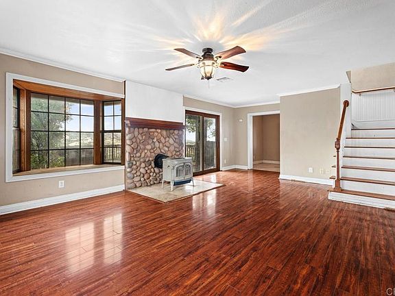 2nd image of 3860 Carveacre Rd