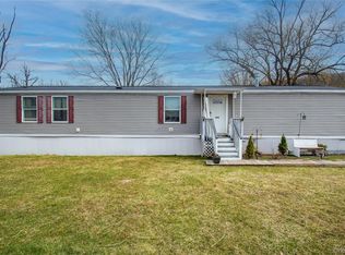 9 Lily Court, Highland Mills, NY 10930