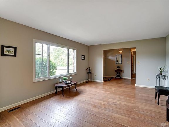 5th image of 2100 Old Vienna Dr
