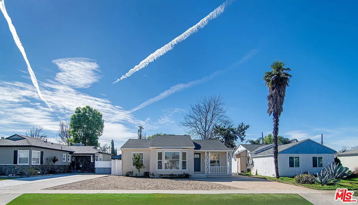 Building Photo - 17638 Welby Way
