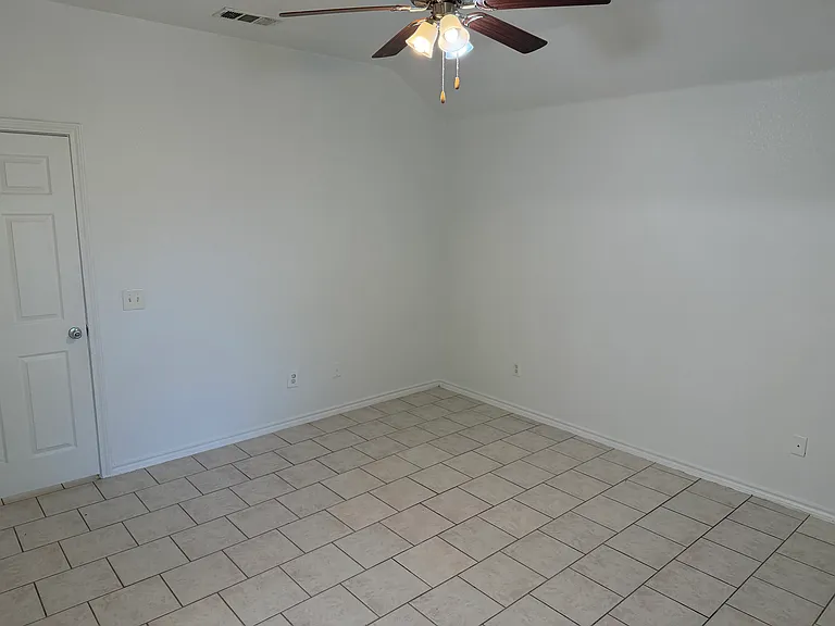 5500 David Strickland Rd — Photo 16