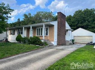 9 Wilbur Ter, Sayreville, NJ 08872