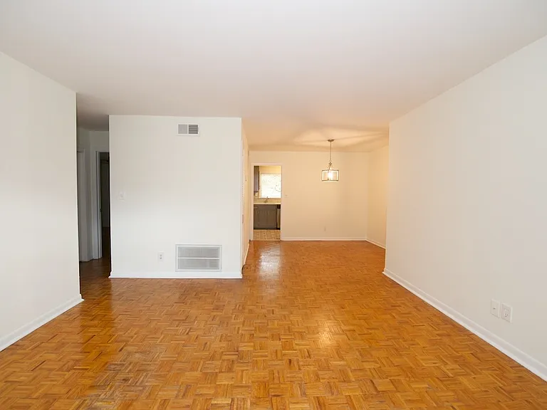 3535 Roswell Rd NE #F2 — Photo 9