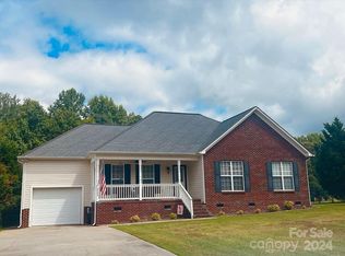 3555 Harmony Rd, Catawba, SC 29704