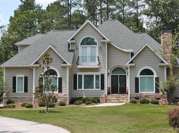 158 Sherwood Ln, Sanford, NC 27332