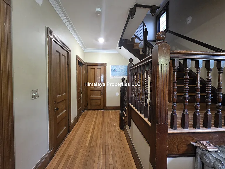 26 Mayfield St #1 — Photo 11