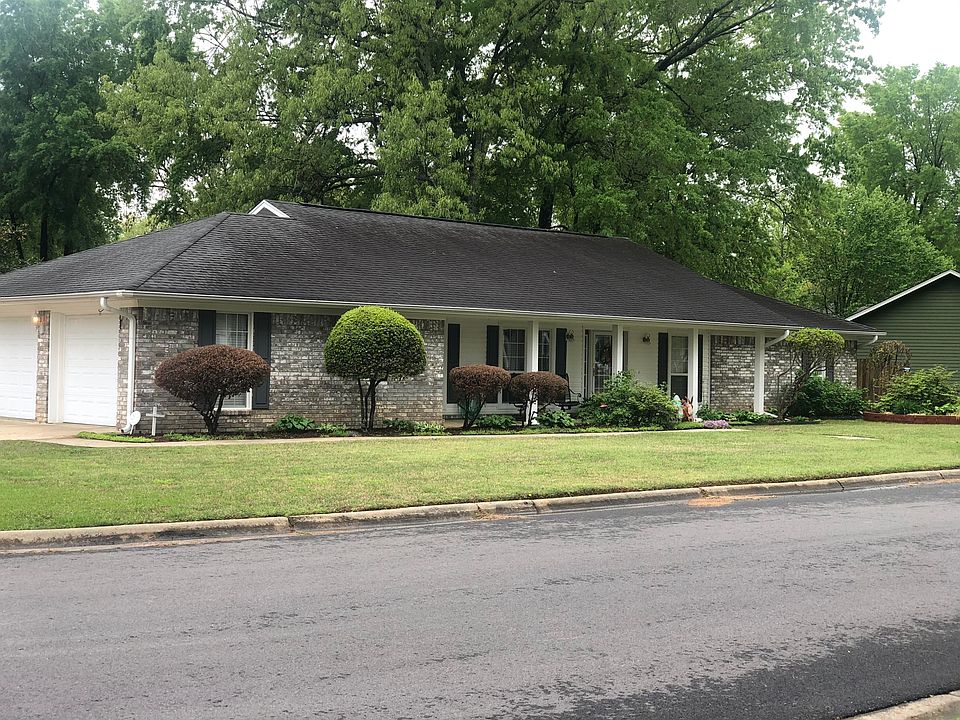 1st image of 507 Fair Oaks Ln