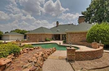4th image of 8860 Crestview Dr