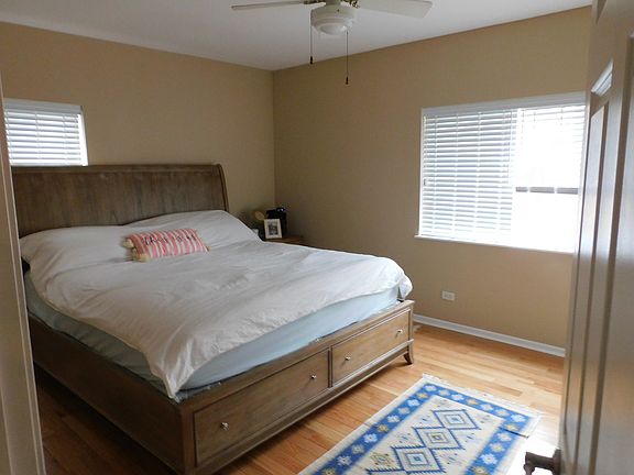 5th image of 2755 W Summerdale Ave APT 2W