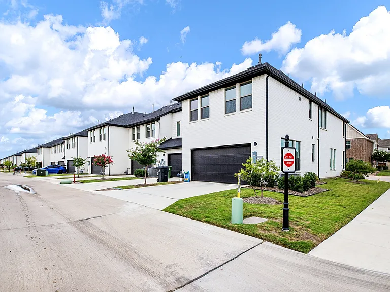 4502 Smokey Quartz Ln — Photo 22