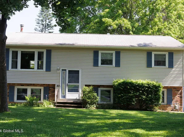 53 Glaston Court, Voorheesville, NY 12186