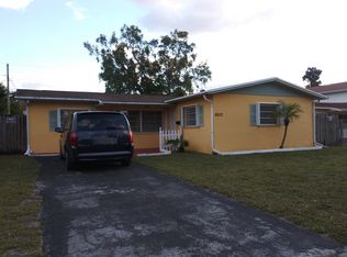 6810 Simms St, Hollywood, FL 33024