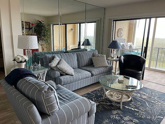 4th image of 2400 S Ocean Dr #123