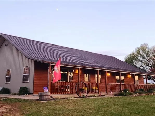 22701 S 1525th Rd, Nevada, MO 64772