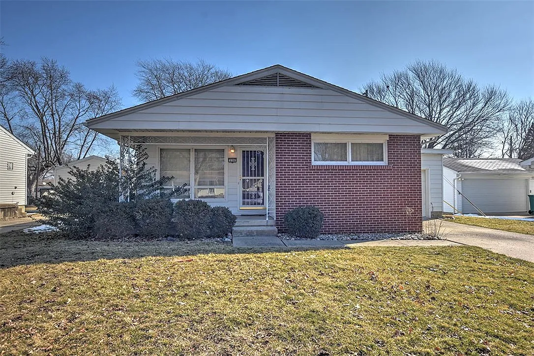 116 Wisconsin Dr photo 1